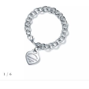 Tiffany & Co. Silver Chain Bracelet with Heart Charm